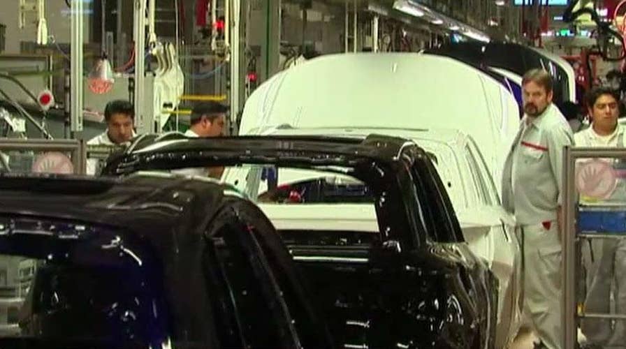 US manufacturing at lowest level since 2009