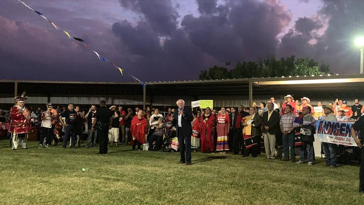 Democratic candidates court Native Americans	