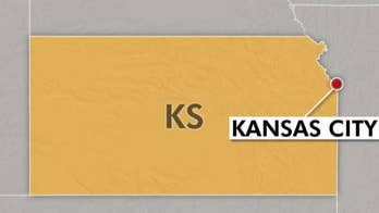 Kansas City, Kan., bar shooting leaves 4 dead, 5 wounded; 2 suspects sought