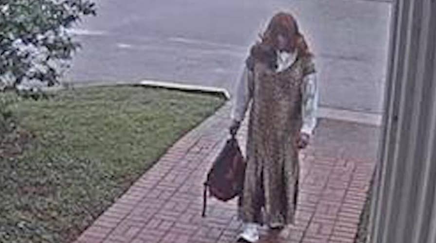 Police chase down man who allegedly dressed as a woman to rob a bank