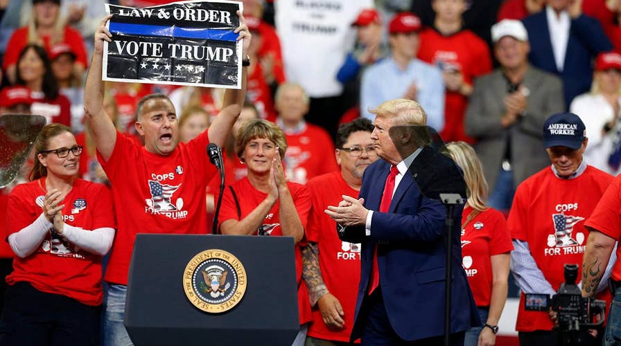 Minneapolis mayor bans uniformed off-duty officers at rally