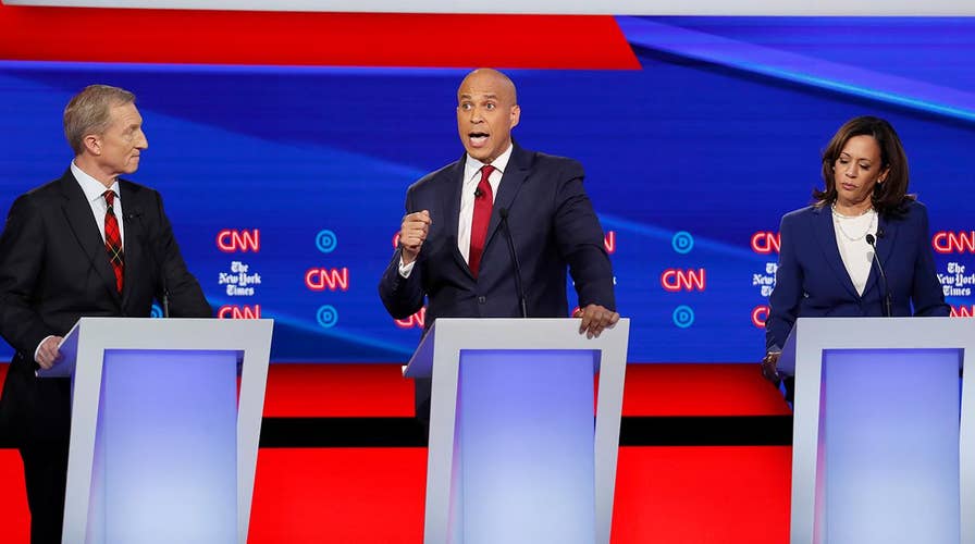 2020 Democratic candidates slam President Trump's removal of US troops from Syria