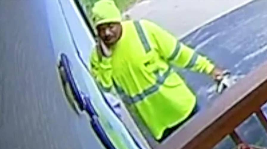 Sanitation worker caught on camera going out of his way to help 88-year-old Missouri woman
