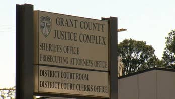 Arkansas man seen walking out of court hearing, running away, as jury deliberated