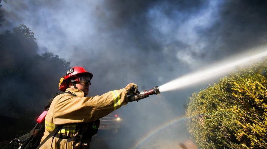 Fire crews save Ronald Reagan Presidential Library from fast-moving wildfire