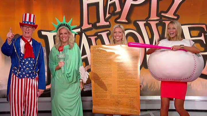 'Fox &amp; Friends' gets patriotic for Halloween