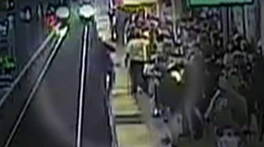 Transit worker in Oakland saves man who fell onto train tracks