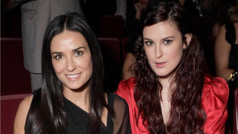 Demi Moore's Daughter Rumer Willis 'couldn't Stand' Her Mom's ...