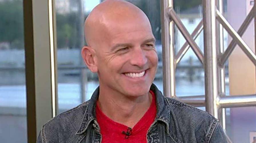 Folds of Honor founder Dan Rooney receives Ultimate Patriot Award at Fox Nation event