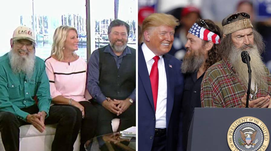Former 'Duck Dynasty' stars slam impeachment probe after family joins Trump onstage in Louisiana