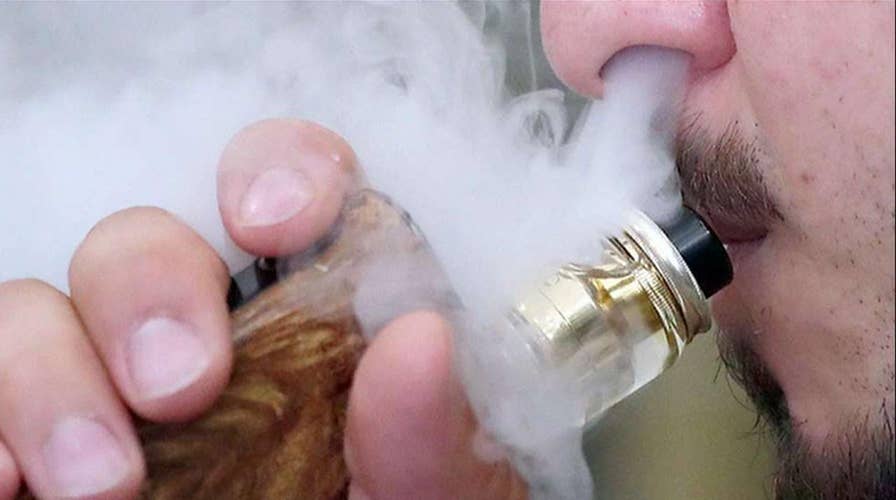 Vaping death toll hits 42 over 2 100 lung illnesses reported