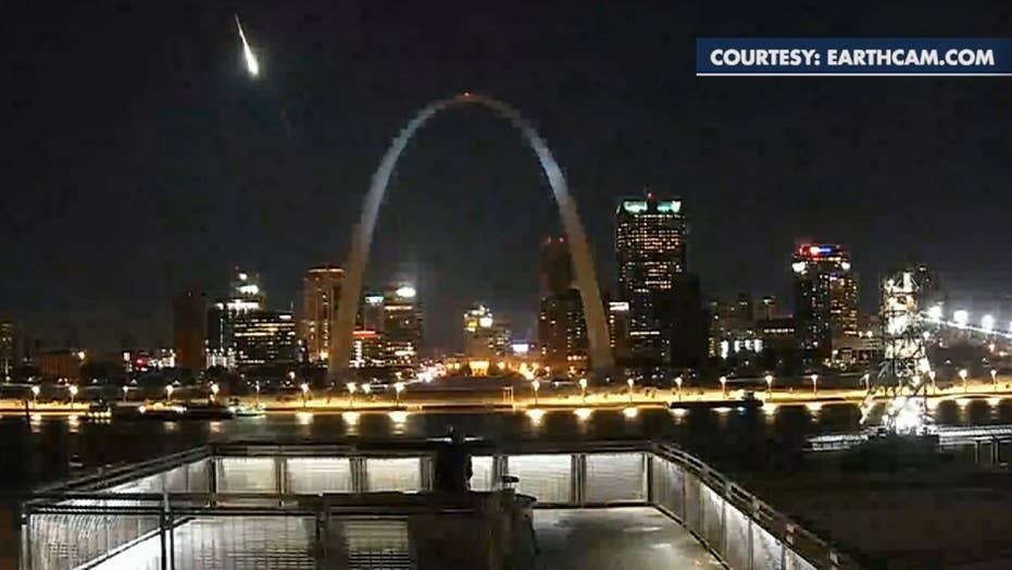 Meteor that lit up St. Louis sky was 220-pound fireball that broke off asteroid belt: NASA ...