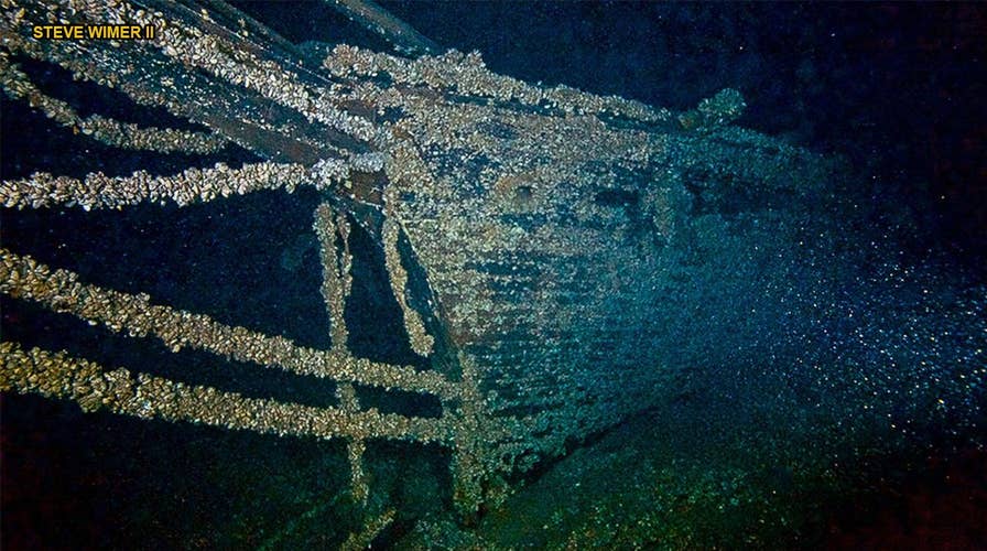 'Ghost ship' found in Lake Michigan