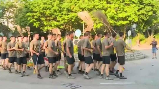Chinese soldiers deployed to Hong Kong streets for first time during protests