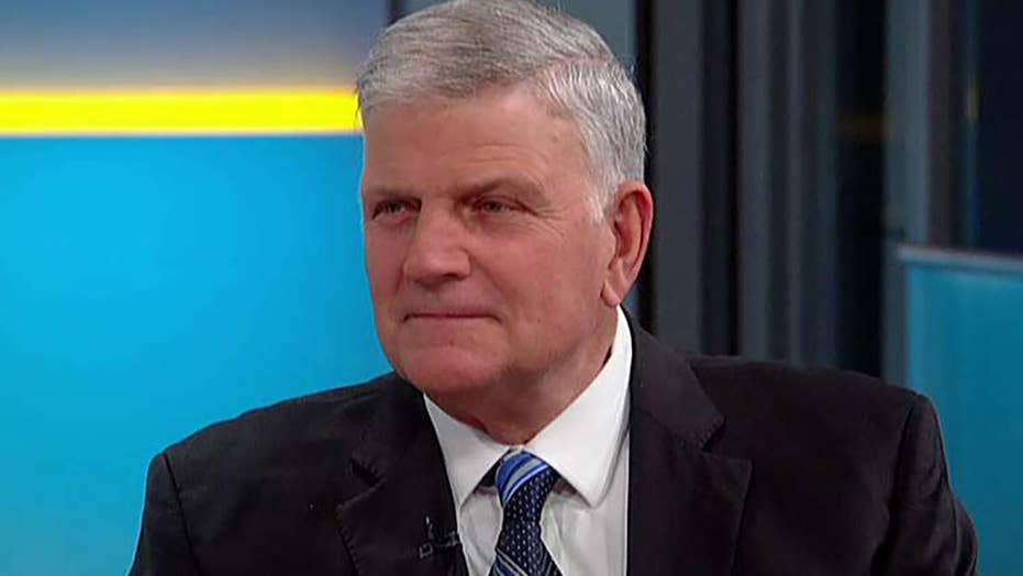 Franklin Graham Talks Kanye S Church Service With Joel