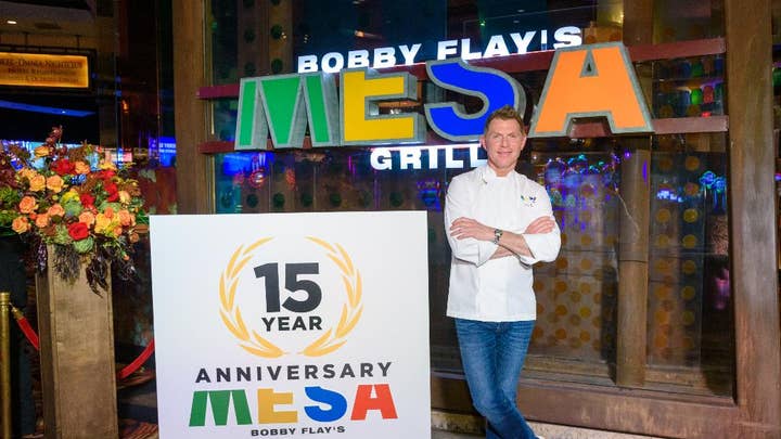 Celebrity chef Bobby Flay talks plant-based meat, Thanksgiving tips