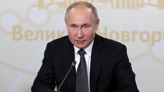 Expert warns Russia, Vladimir Putin benefit from impeachment saga in Washington