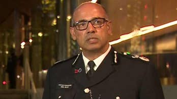 Police: Male suspect wearing hoax explosive device shot and killed on London Bridge by armed officers