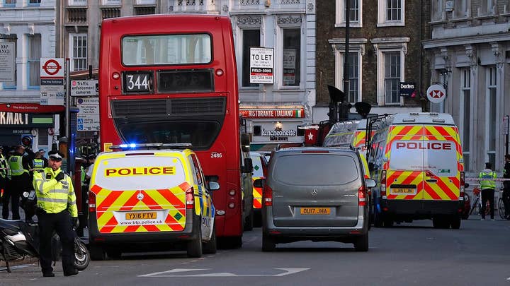 Police: Suspect detained at London Bridge after multiple people stabbed