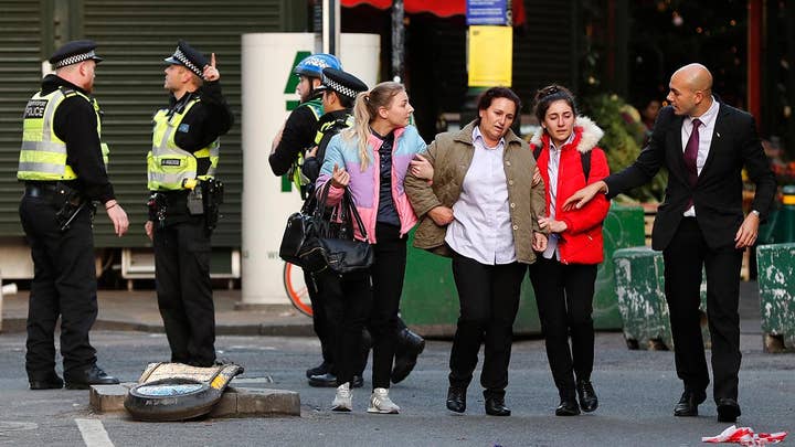 Witness describes panic following terror attack on London Bridge: People were 'sprinting for their lives'