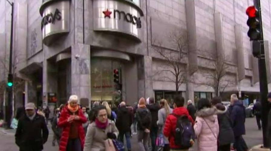 Breaking down 2019 holiday shopping trends