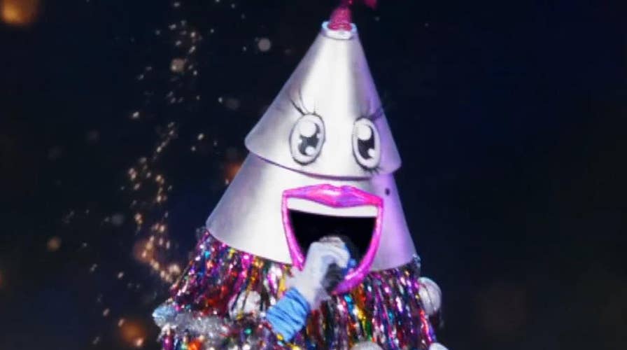 'The Masked Singer' spreads holiday cheer