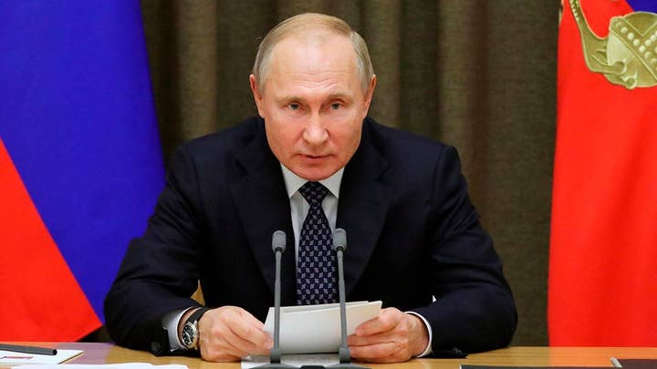 Democrats pivot back to Russia in impeachment inquiry