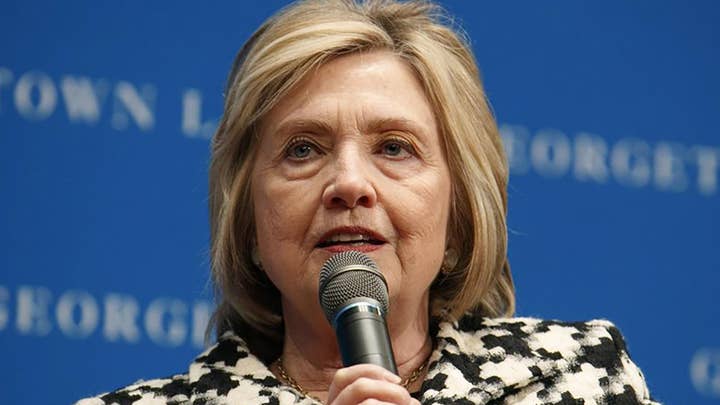 Hillary Clinton is a front runner in new 2020 poll even though she isn't running