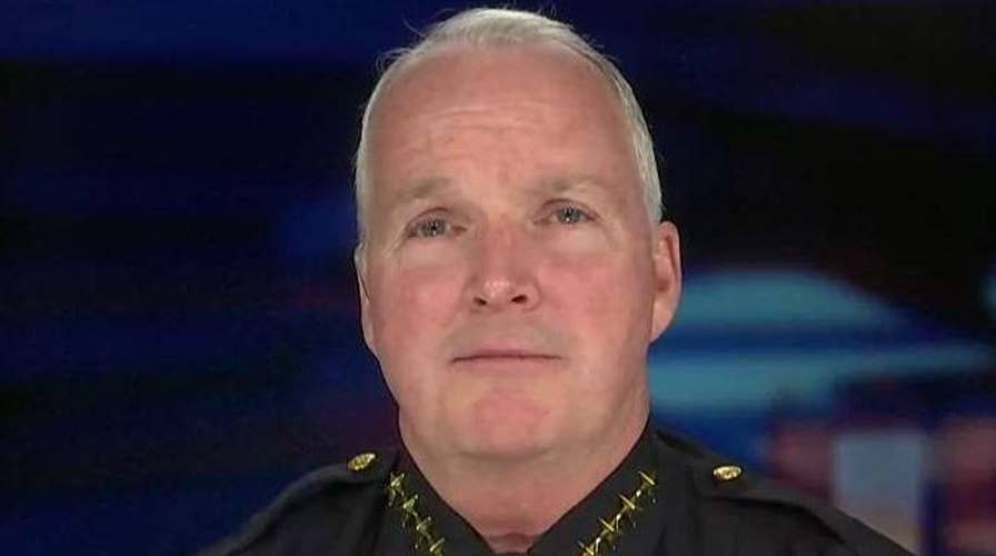 Police chief caught on camera chasing down and arresting suspect