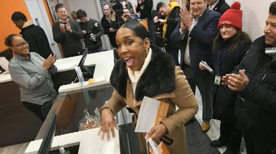 High demand for legal weed in Illinois