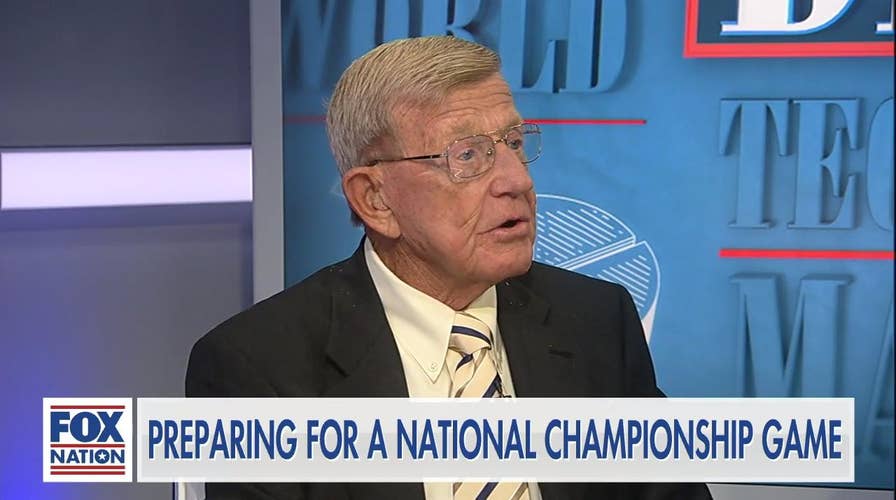Legendary coach Lou Holtz: What one players' shocking death revealed about life