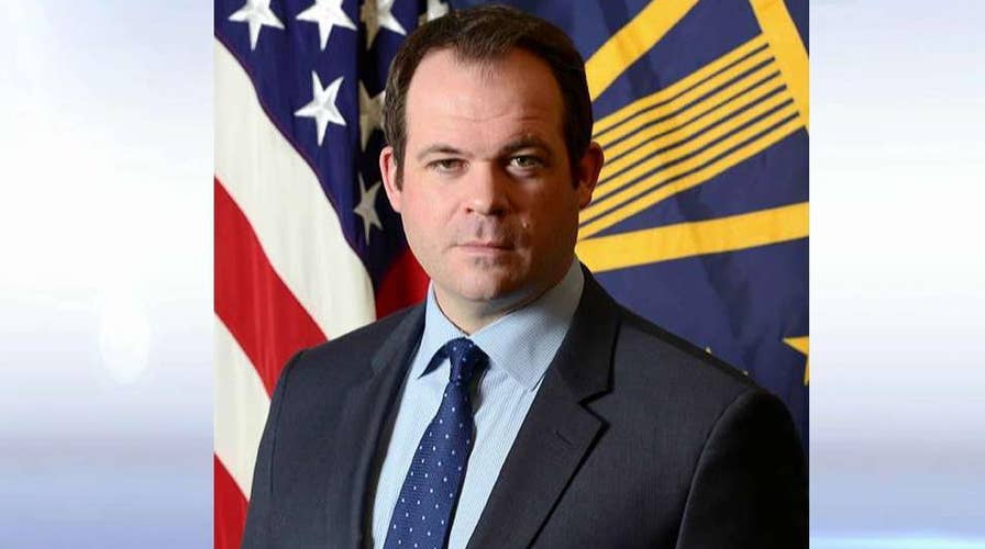 Defense secretary's chief of staff is leaving his post