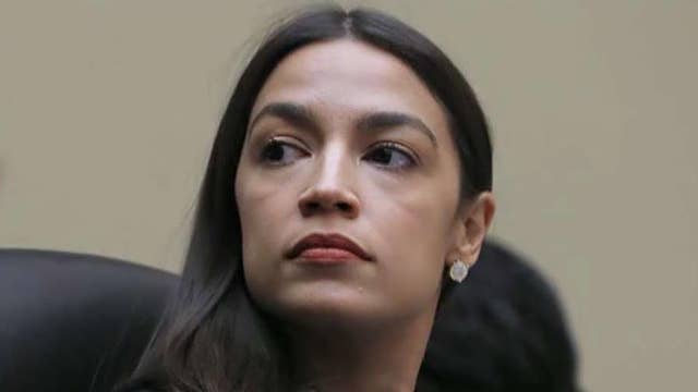 Rep. Alexandria Ocasio-Cortez riles Democrats by refusing to pay party dues