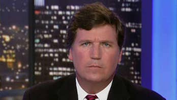 Tucker Carlson hits Warren over sexism accusation against Sanders: 'What a fraud. What a liar. What a phony'