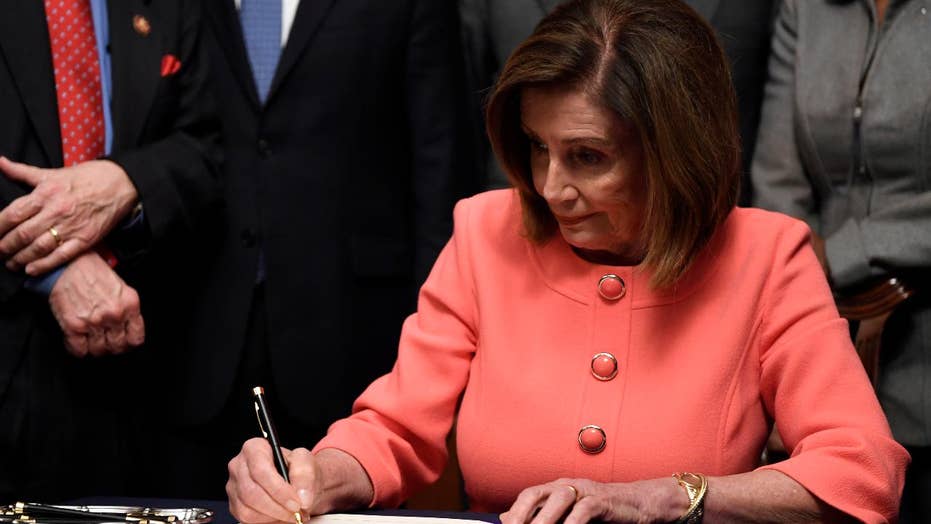 Pelosi Hands Out Souvenir Pens Dems Slammed For Gloating As House Delivers Trump Impeachment 4597