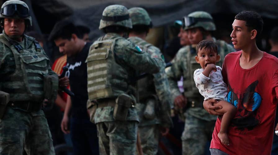 Migrants scuffle with Mexican troops near Guatemala border