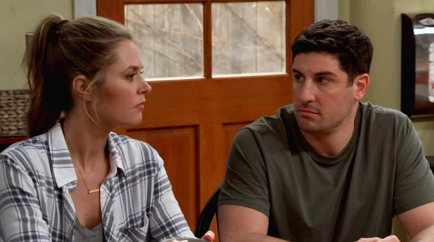 Jason Biggs and Maggie Lawson are 'Outmatched' in new FOX comedy series