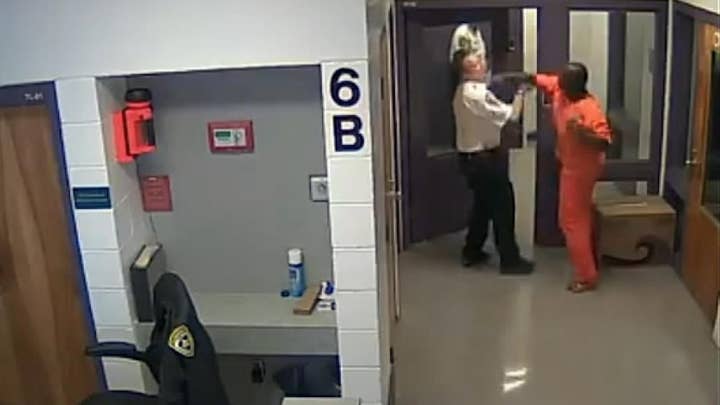 Florida inmate attacks deputy