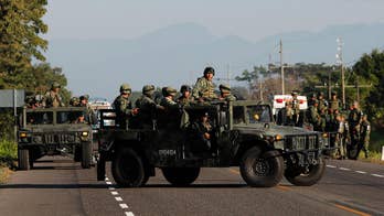 Mexican authorities push hundreds of migrants back into Guatemala