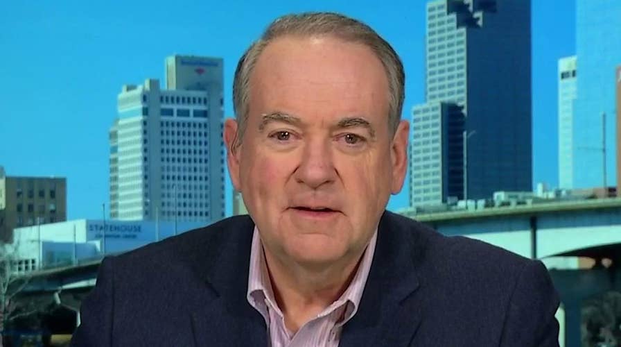 Mike Huckabee reacts to Bolton manuscript, upcoming Iowa caucuses