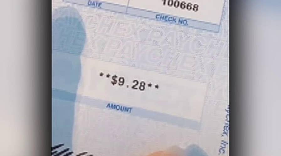 Bartender uses her paycheck to illustrate the importance of tipping