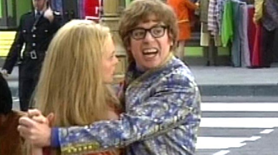 Hollywood Nation: 'Austin Powers' Shags Again