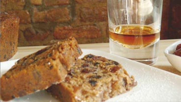 How to Make a Fruitcake