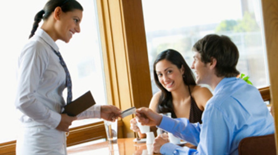 1st Dates: Who Forks Out the Dough?