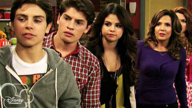 Wizards ready for 'Waverly Place' reunion