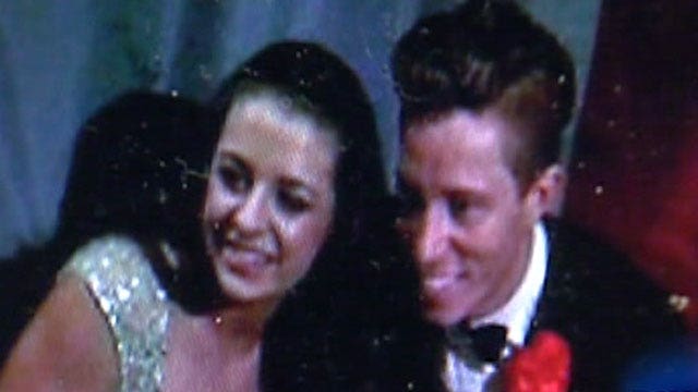 Shaun White surprises teen who asked him to prom