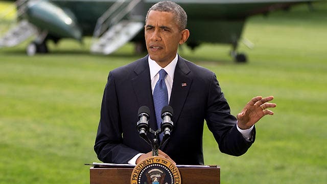 President Obama urges political solution to crisis in Iraq
