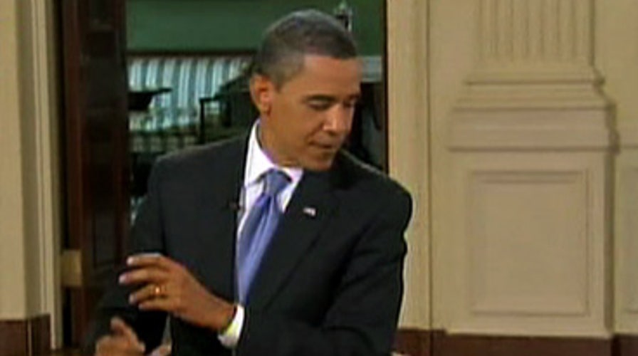 Obama Kills Fly During Interview