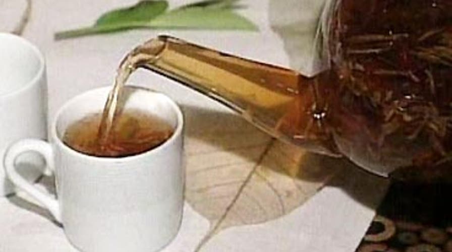 Curb Cravings with Tea