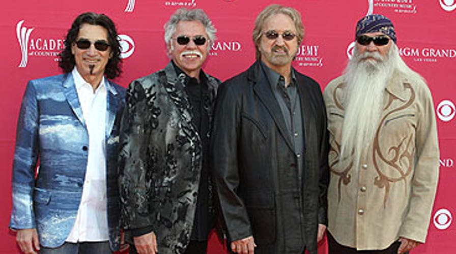 EXCLUSIVE Performance With Oak Ridge Boys